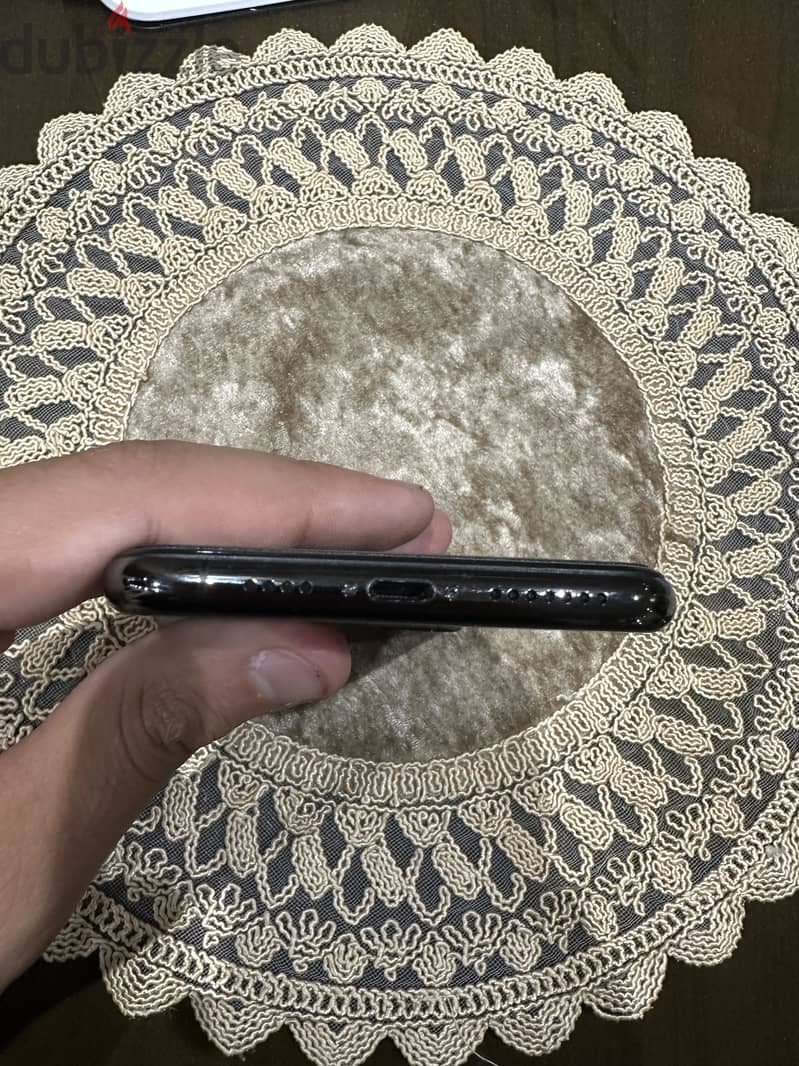 Apple - iPhone 11 Pro Max 1