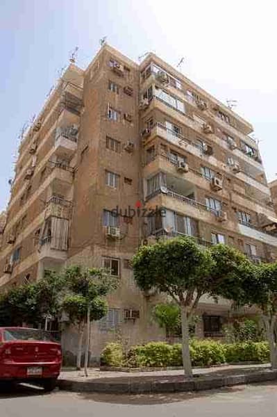 عمارة للبيع بحدائق القبة   علي شارع مصر و السودان الرئيسي   وتتطل علي شارع ولي العهد من الخلف  مساحة 530 متر