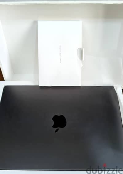 Apple make Book M3 pro max