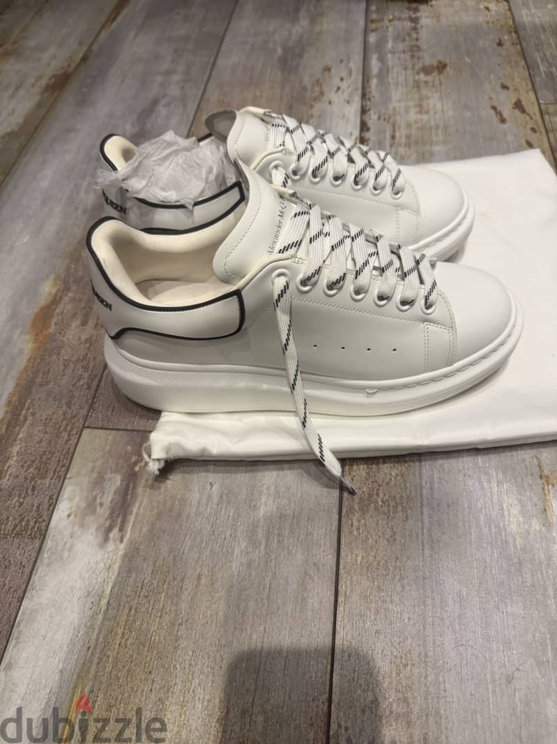 Alexander Mcqueen 1