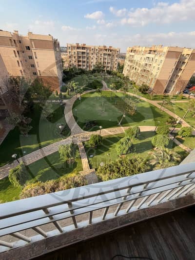 فرصة مميزة للسكن الفاخر في مدينتي، ايجار مفروش في B7