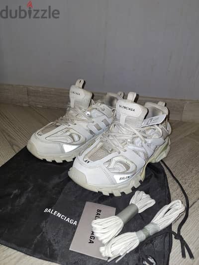 WHITE BALANCIAGA TRACK 41