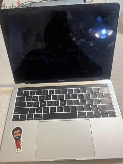 Macbook pro i5 screen needs replacement ماك بوك برو شاشه تحتاج تغيير