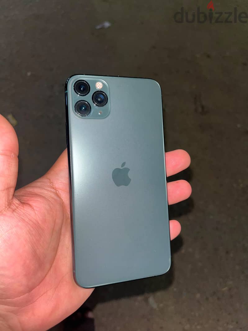 Apple - iPhone 11 Pro Max 2