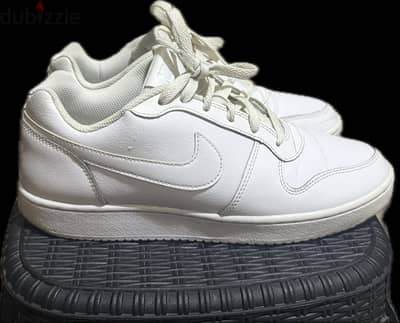 Nike airforce sneaker size 41