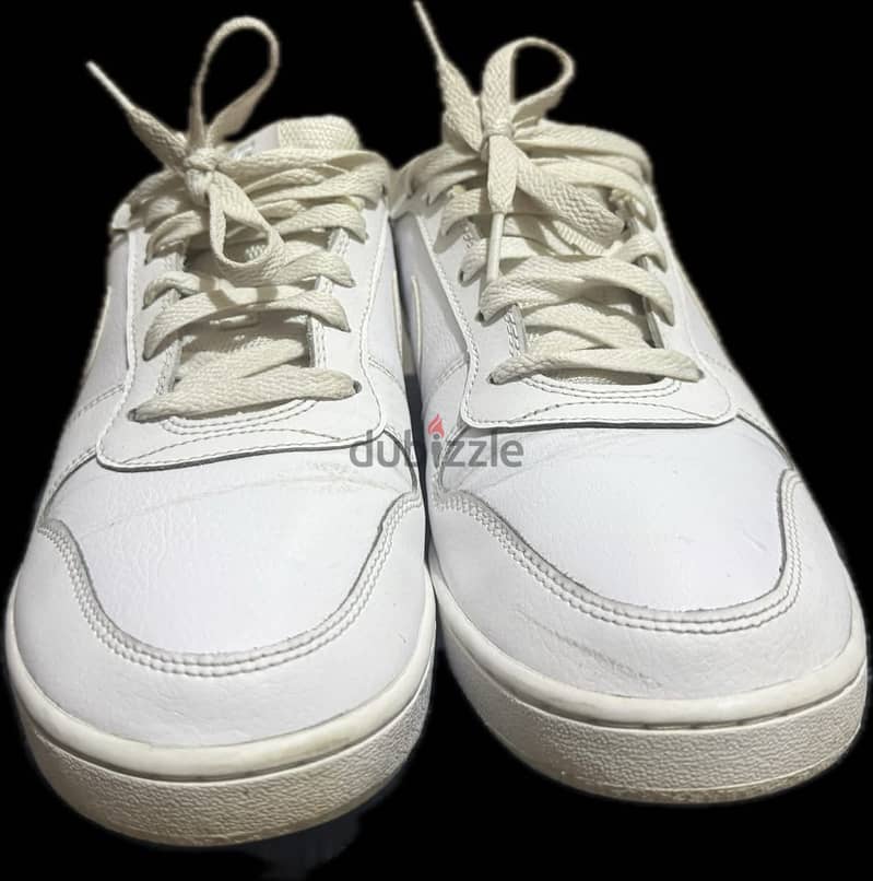 Nike airforce sneaker size 41 1