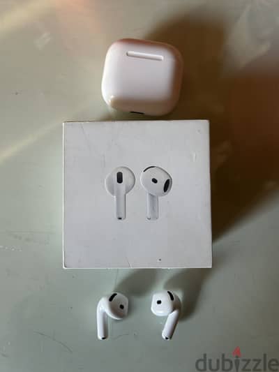 AirPods 4