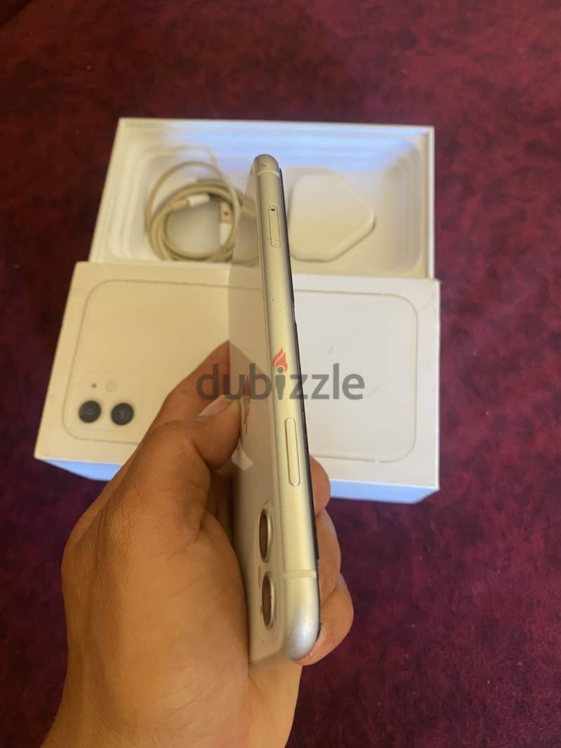 iPhone 11 2