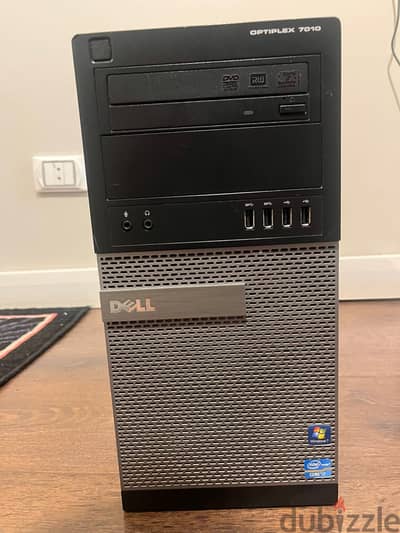 جهاز كمبيوتر ديل Dell حديث  للبيع