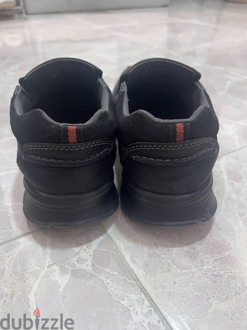 Clarks 3