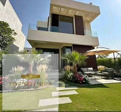 Independent villa for sale in Al Shorouk by Sodic. You will receive it fully finished, with a fantastic advance discount.