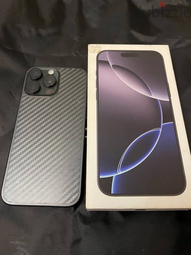 Apple - iPhone 16 Pro Max 3