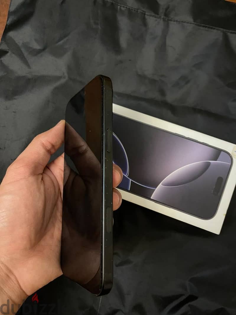 Apple - iPhone 16 Pro Max 5
