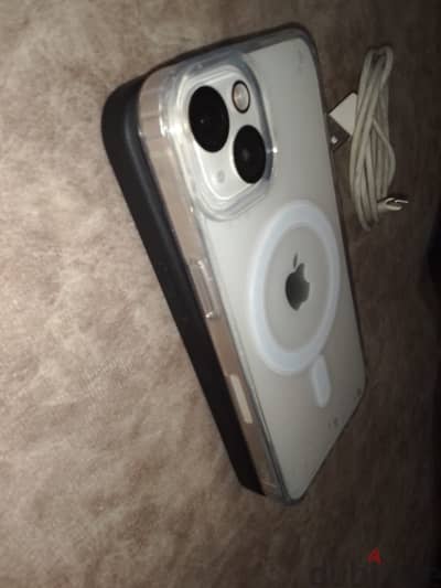 ‏للبيع iPhone 13 باقي التفاصيل في الوصف