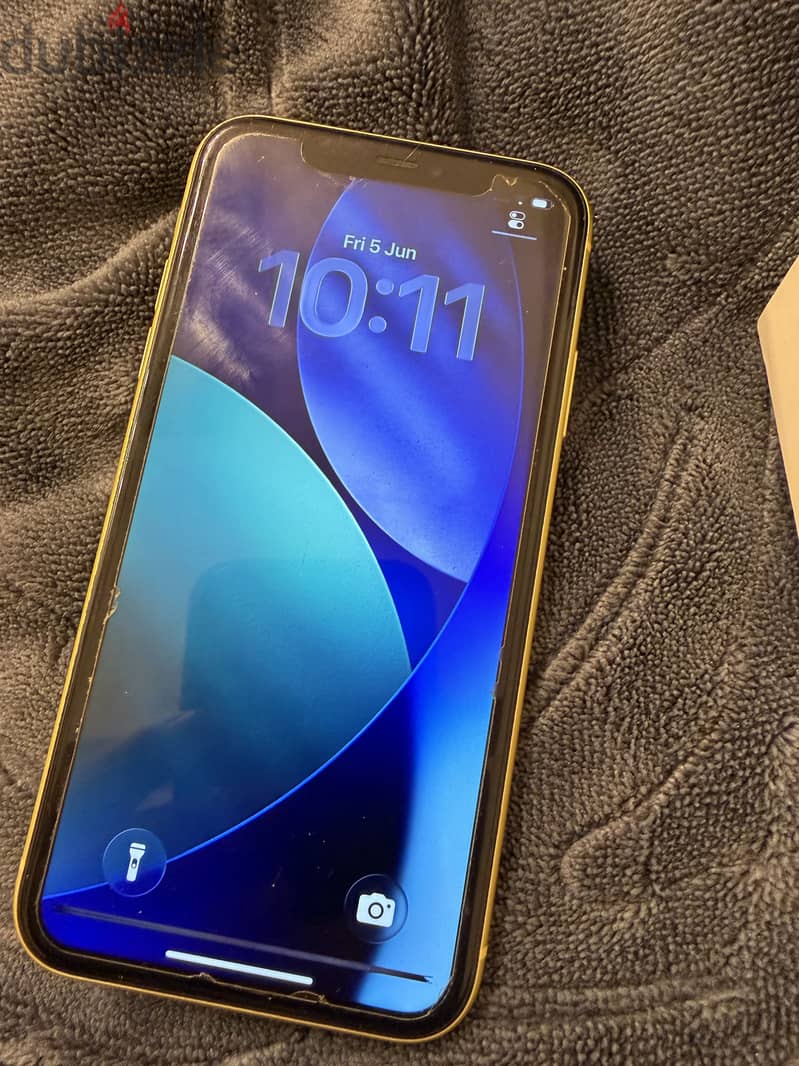 Apple - iPhone 11 2