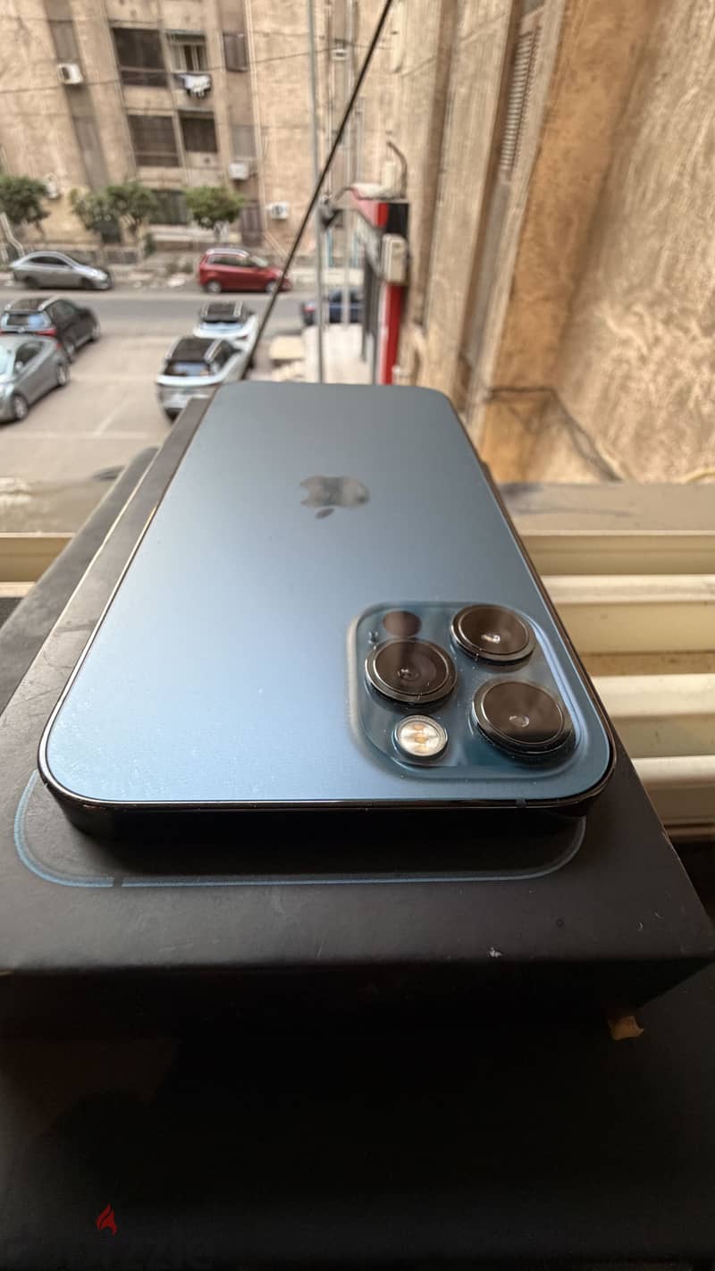 Apple - iPhone 12 Pro 3