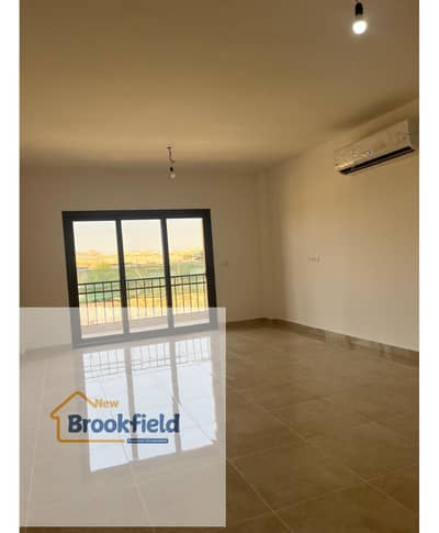 للايجار اول سكن شقه فى كمبوند فيفث سكوير المراسم بجوار شارع التسعين ومحور بن زايد First floor apartment for rent, first Use , landscape view in Fifth