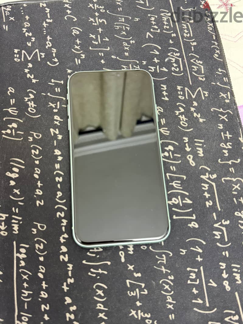 Apple - iPhone 11 5