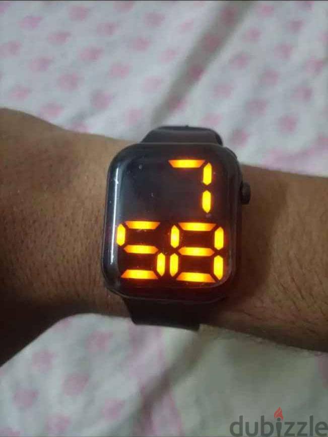 NICE BLACK WATCH 1