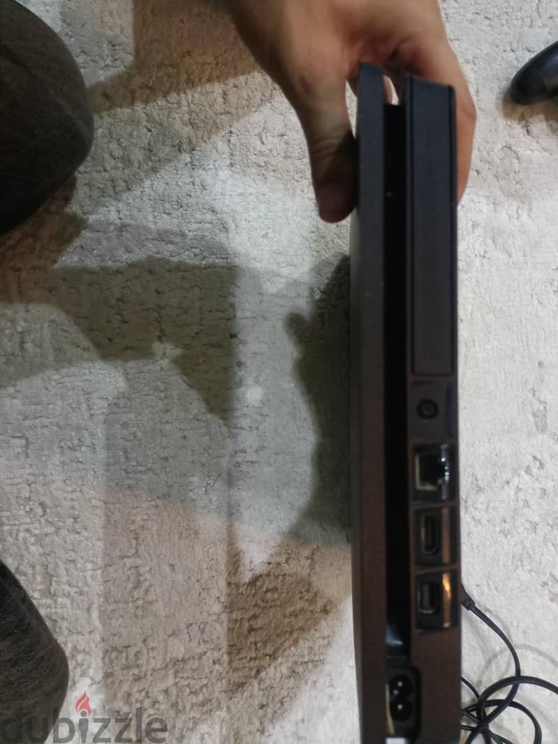 PlayStation 4 4
