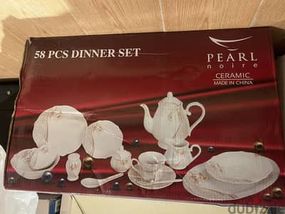 طقم  سفرة سيراميك   Pearl noire مكون من ٥٨ قطعة  صيني الصنع