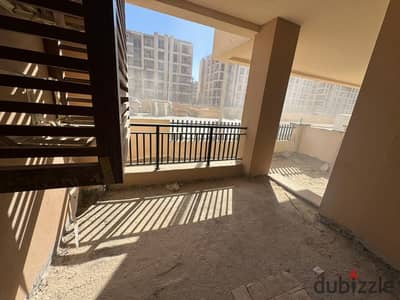 شقة استلام فوري ارضي بجاردن كومبوند تاج سيتي مرحلة تاج سلطان القاهره الجديده مدينه مصر