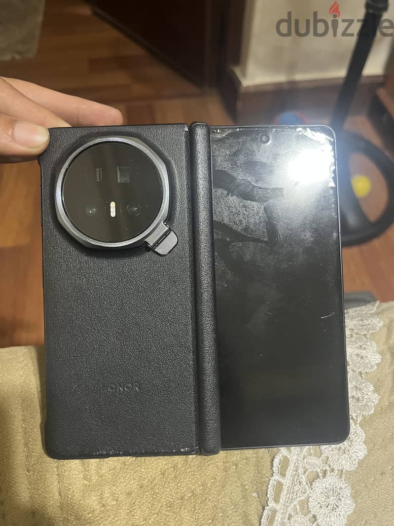 Honor Magic V5 1