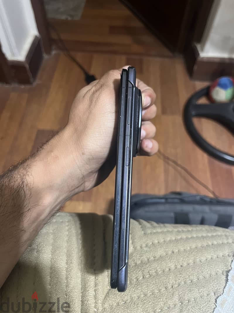 Honor Magic V5 2