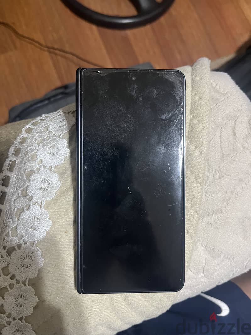 Honor Magic V5 3