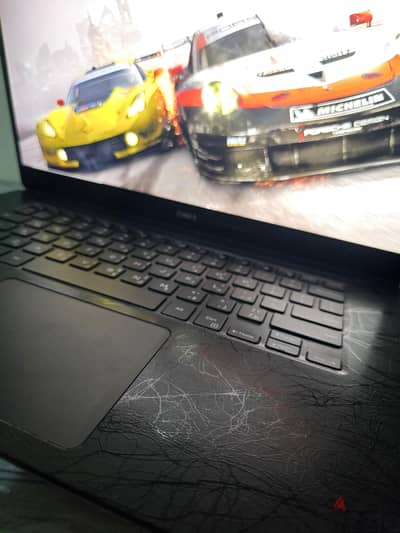 Dell precision 5530 Like New . 4K Touchscreen Ram 16. SSD 512. Nvidia 4