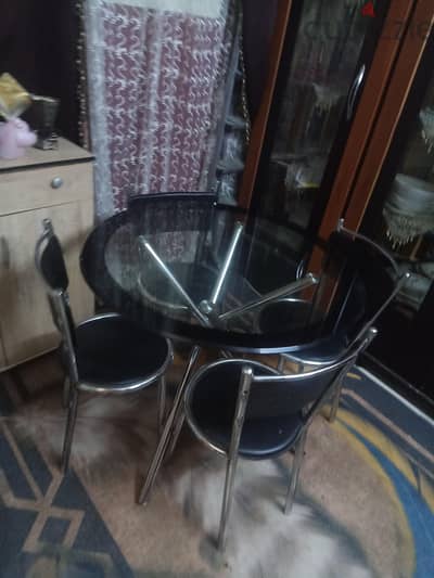 سفره زجاج