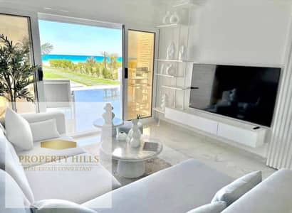 Fully finished chalet for sale with air conditioning in Hacienda Ras El Hekma, two bedrooms for the price of one.