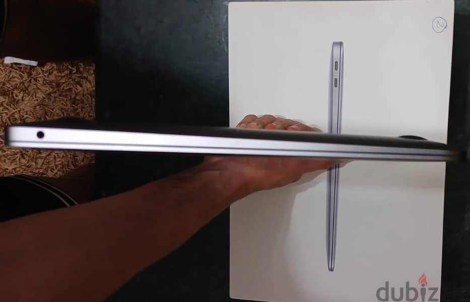 MACBOOK M1 4