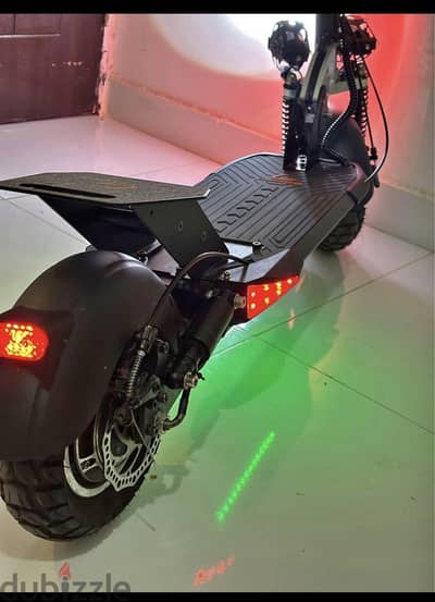 KUGOO DMAX Electric Scooter with Bluetooth speaker 2000 mah Battery