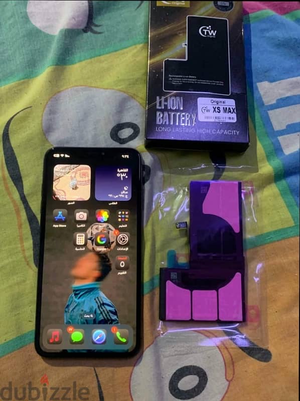 iPhone XS Max 5