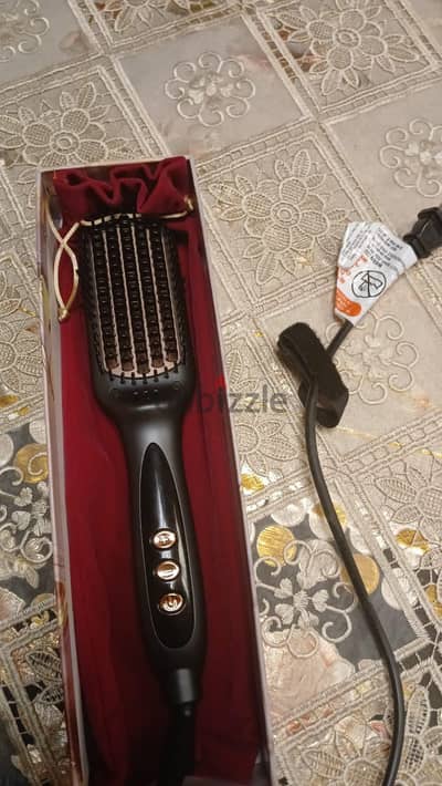 LANDOT Electric Hair Brush & Straightener