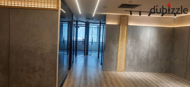 اميز مكتب ادارى في ذا بورتال - بيفرلي هيلز مساحه 350 متر كامل التشطيب بالتكيفات office for rent in  elsheikh zayed - sodic west 350sqm