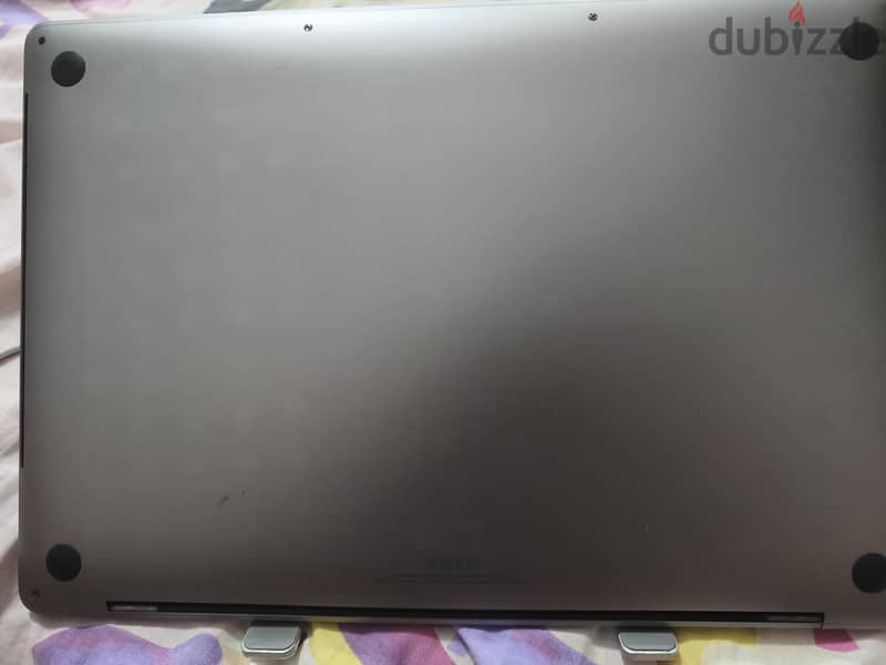 macbook pro 2019 16 inch 8