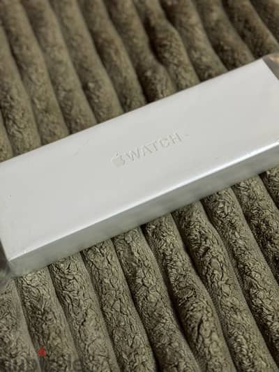 Apple watch series 11 SEALED للبيع متبرشمة
