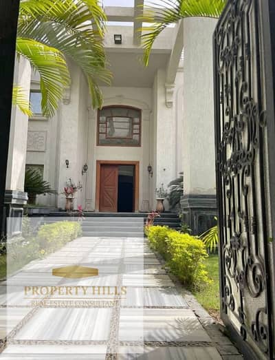 cheapest installment villa deal in New Cairo, next to Mountain View
