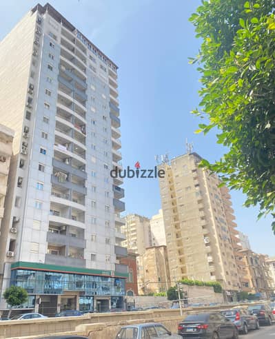 مطعم للبيع كامب شيزار ١٣٠ متر