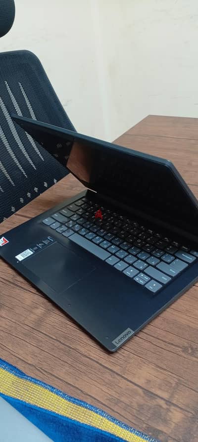 Lenovo ideabad S145