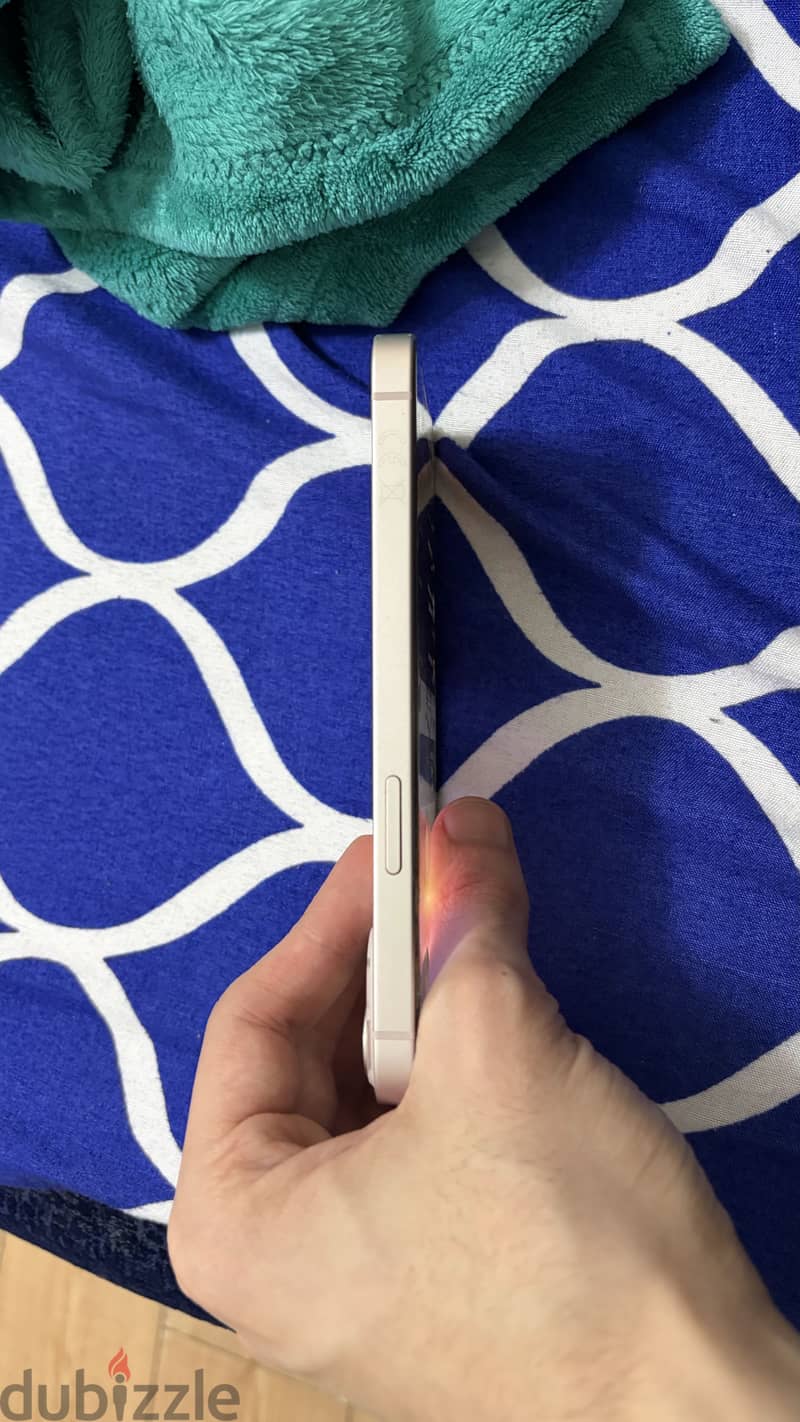 Apple - iPhone 13 2