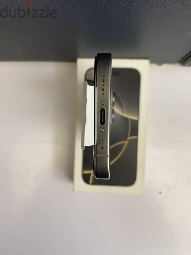 Apple - iPhone 16 Pro 5