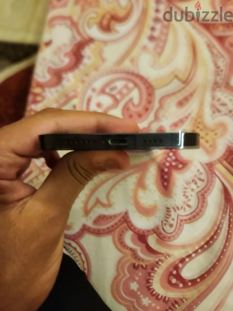 iPhone 12 Pro Max 2