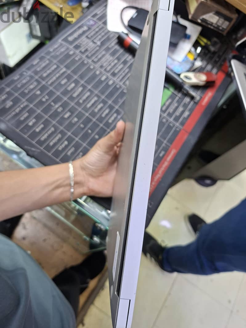 laptop Microsoft 2