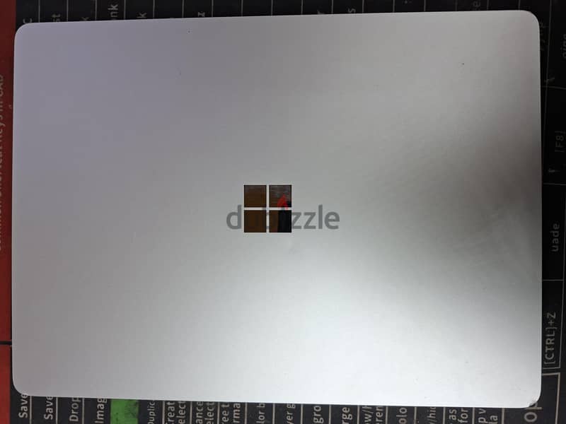 laptop Microsoft 3