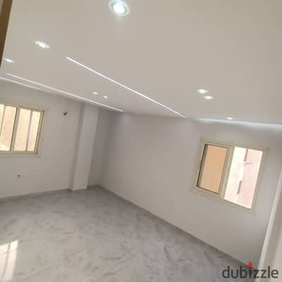 Apartment for sale in district 11, fourth floor, with elevator, ultra super lux finishing, with us model 8