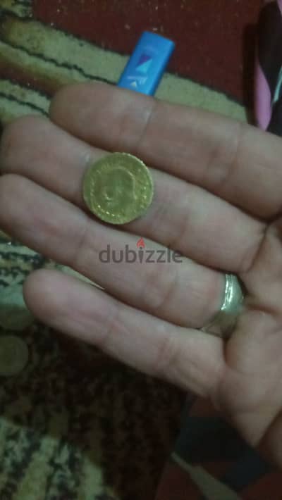 عملات معدنيه قديمه عربيه وعالميه تعتبر بمثابة اثار