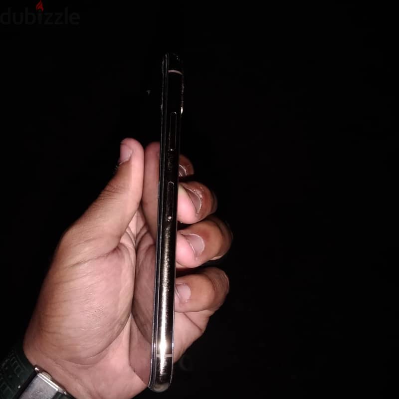 Apple - iPhone XS 1